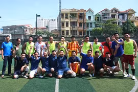 Sôi nổi trận cầu lực lượng Cảnh sát trật tự CAQ Hai Bà Trưng