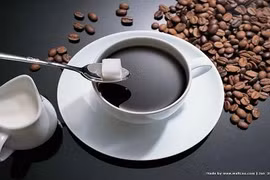 Uống nhiều cà phê dễ bị tăng nhãn áp