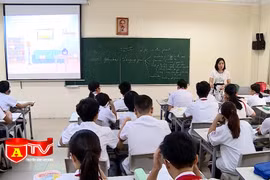 Hà Nội đạt chuẩn phổ cập giáo dục trung học cơ sở mức độ 3