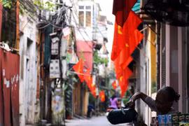 Ngõ trong phố