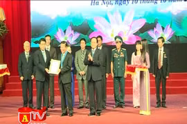Vinh danh "Công dân Thủ đô ưu tú" năm 2016