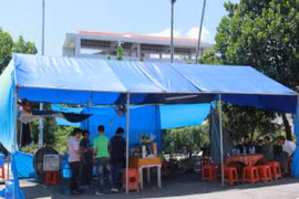 Nước mắt đã rơi trên bàn phím