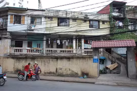 Chủ đầu tư đã tạm dừng thi công "cao ốc Hồ Tây"