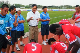 Đến lượt CLB Kiên Giang dọa bỏ giải, V-League 2013 nguy cơ đổ vỡ