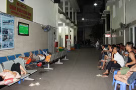 Nín thở xem World Cup trong... bệnh viện tim