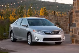 Camry thế hệ 7 chính thức ra mắt
