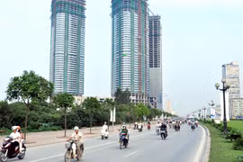 Keangnam bị yêu cầu tạm dừng thu phí trông ôtô