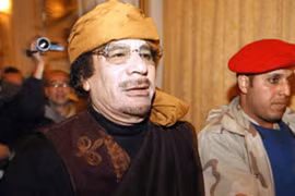 Ông Gaddafi cân nhắc rời Tripoli
