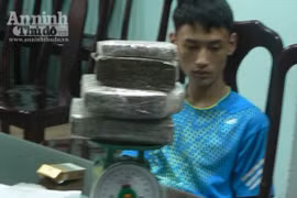 Kê 4 “bánh” tài mà ở đầu giường ngủ