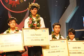 Đặng Thái Hoàng nhận “Vòng nguyệt quế” 