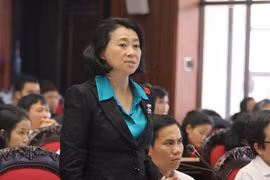 Tán thành bãi nhiệm ĐBQH Đặng Thị Hoàng Yến