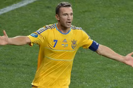 “Cháy” tiếp đi, Sheva! 