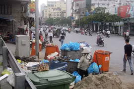 Điểm tập kết rác bất hợp lý