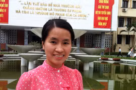 Thủ khoa khuyết tật và niềm đam mê Triết học