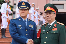Giải quyết vấn đề Biển Đông phải trên cơ sở đại cục 