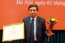 "Mối duyên" nhà văn và đại gia 