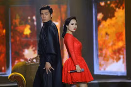 "Sơn nữ" Phạm Hoài Linh biến tấu bolero thành nhạc kịch 