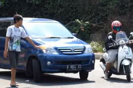 "Cảnh sát giao thông tự phát" tại Jakarta