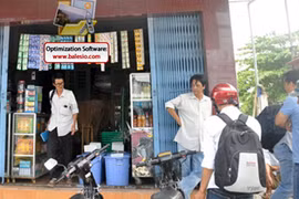 Táo tợn trộm, cướp tiệm tạp hóa giữa ban ngày