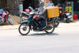 Bắc bộ nắng nóng trước khi đón mưa giông kéo dài