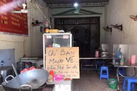 Hà Nội: Nhiều huyện cho phép người dân vùng xanh được bán hàng ăn mang về, di chuyển nội vùng
