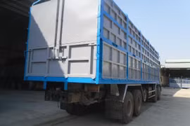 Thủ tục hoán cải xe khách cũ thành xe tải chở hàng ra sao?