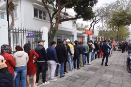 Nhiều Sở Giao thông địa phương dừng sát hạch, cấp đổi bằng lái xe