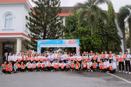 Acecook Việt Nam trao 400 suất học bổng hơn 3,3 tỷ đồng