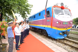 Khai trương đoàn tàu liên vận quốc tế chở hàng hóa từ ga Cao Xá đi Trung Quốc