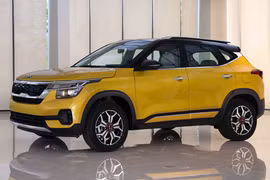 Kia Seltos xuất xưởng với giá 599 triệu đồng