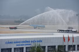 Đồng thời đưa 4 dự án giao thông trọng điểm ở 2 miền Bắc- Nam vào khai thác