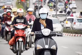 Không khí lạnh tràn về, nền nhiệt đột ngột giảm sâu, Bắc bộ chìm trong rét đậm, rét hại 