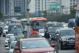 Hà Nội đặt mục tiêu giảm từ 7-10 điểm ùn tắc giao thông trong năm 2022