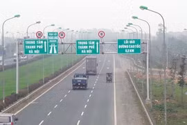 Gấp rút xây dựng phương án phân luồng cấm xe tải đi làn 1 đại lộ Thăng Long và đường Võ Nguyên Giáp