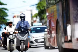 Vùng núi Bắc bộ mưa lớn trong khi đồng bằng nắng nóng