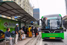 Hà Nội xây dựng mạng lưới xe buýt tăng kết nối với đường sắt đô thị