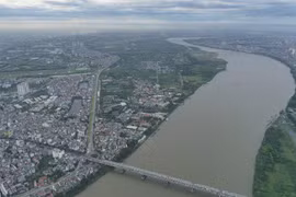 Bộ Nông nghiệp và Hà Nội thống nhất từng bước di dời, quy hoạch lại toàn bộ khu dân cư ngoài đê sông Hồng