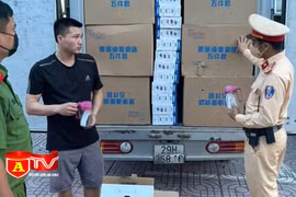 Tuần tra phát hiện số lượng lớn hàng hóa không rõ nguồn gốc xuất xứ