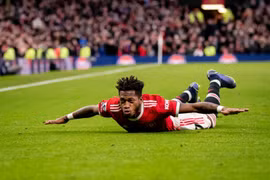 Fred ghi bàn nhiều hơn cả Harry Kane mùa này