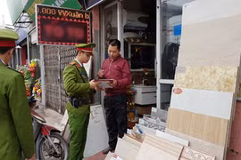 Quyết liệt trả lại vỉa hè cho người đi bộ