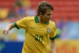 Bernard: Arsenal không đủ tiền mua tôi