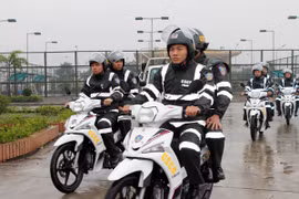 Triển khai lực lượng Cảnh sát cơ động ở khu vực Tây Nam Hà Nội