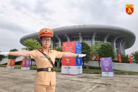 Toàn cảnh nhà thi đấu đẹp nhất nhì Việt Nam đang diễn ra môn futsal SEA Games 31