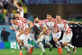 Croatia quật khởi loại Brazil khỏi World Cup 2022