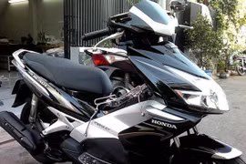 Ai là chủ nhân của 3 chiếc xe máy hiệu Honda?