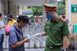 Việt Nam giữ vững “Lá chắn thép” phòng, chống đại dịch Covid-19