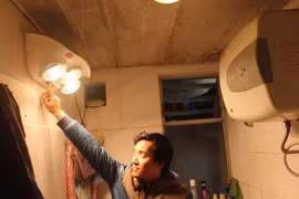 Nguy cơ cháy nổ từ đèn sưởi và bình nóng lạnh