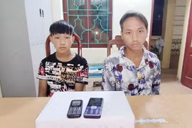 Phát hiện hai đối tượng “nhí” trong đường dây vận chuyển 6 bánh heroin