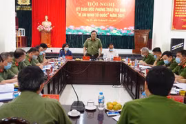 Giám đốc Công an Hà Nội kiểm tra công tác bảo vệ bầu cử đại biểu Quốc hội khóa XV và đại biểu HĐND các cấp 
