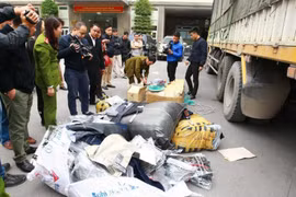 Công an huyện Thanh Trì tìm chủ lô hàng hóa
